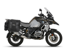 Kompletní sada bočních adventure brašen SHAD TERRA TR40, včetně montážní sady SHAD BMW R 1200 GS Adv 